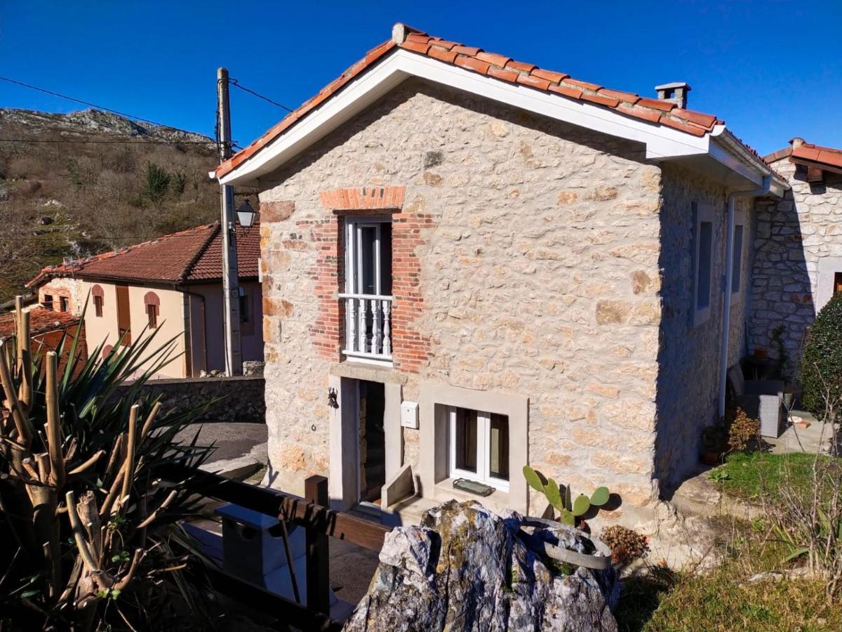 Casa Rural La Yaya Ortiguero ภายนอก รูปภาพ