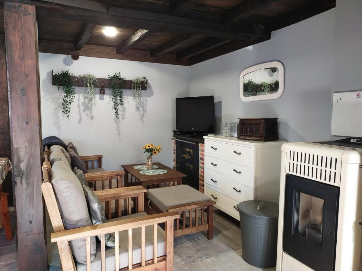 Casa Rural La Yaya Ortiguero ภายนอก รูปภาพ