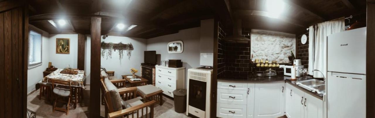 Casa Rural La Yaya Ortiguero ภายนอก รูปภาพ