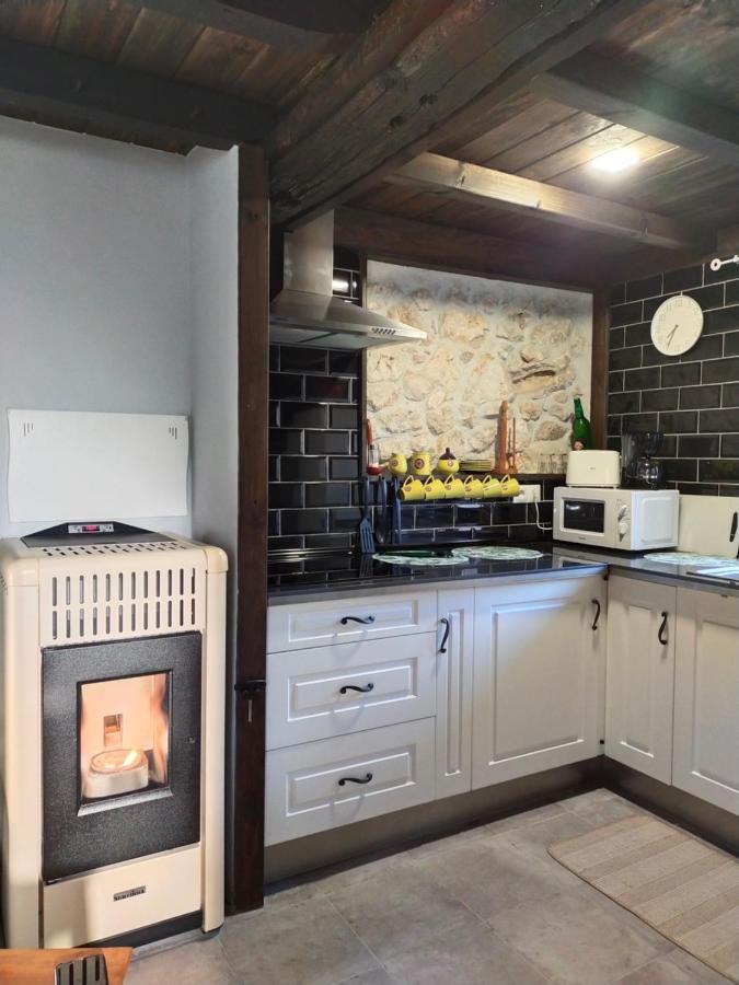 Casa Rural La Yaya Ortiguero ภายนอก รูปภาพ