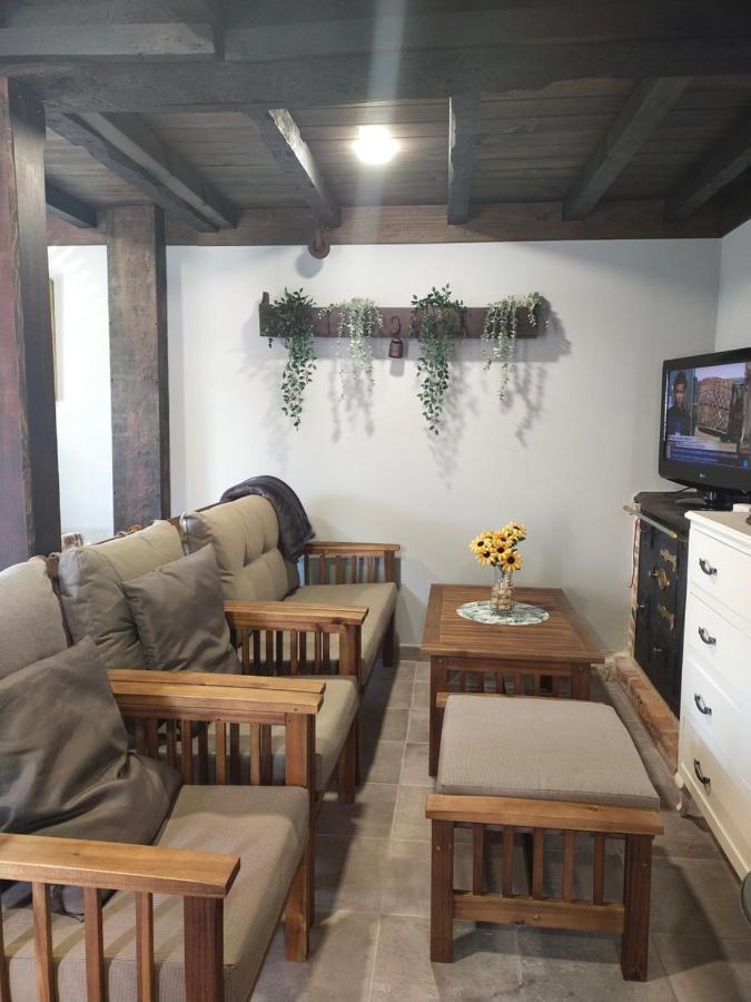 Casa Rural La Yaya Ortiguero ภายนอก รูปภาพ