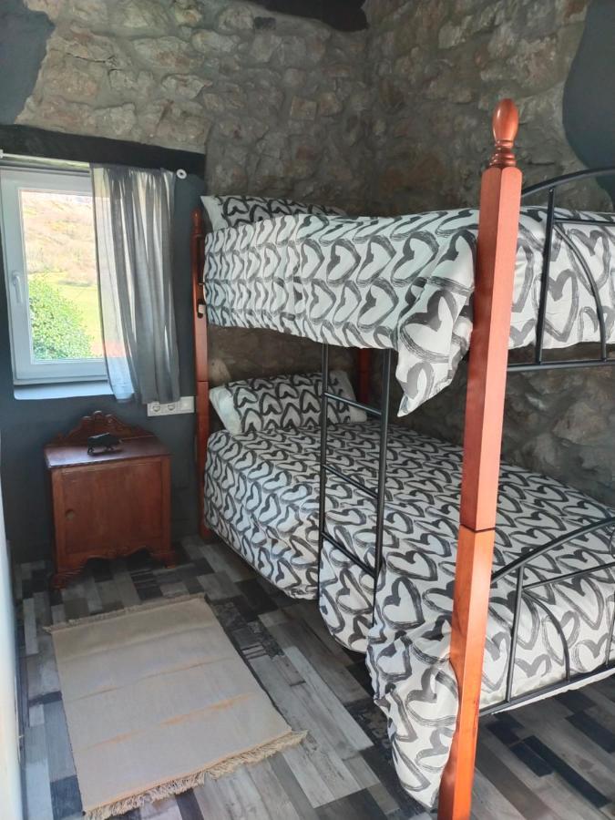 Casa Rural La Yaya Ortiguero ภายนอก รูปภาพ